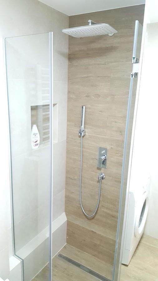 Arena Relax Apartman Belgrado Esterno foto