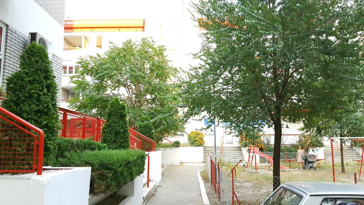 Arena Relax Apartman Belgrado Esterno foto