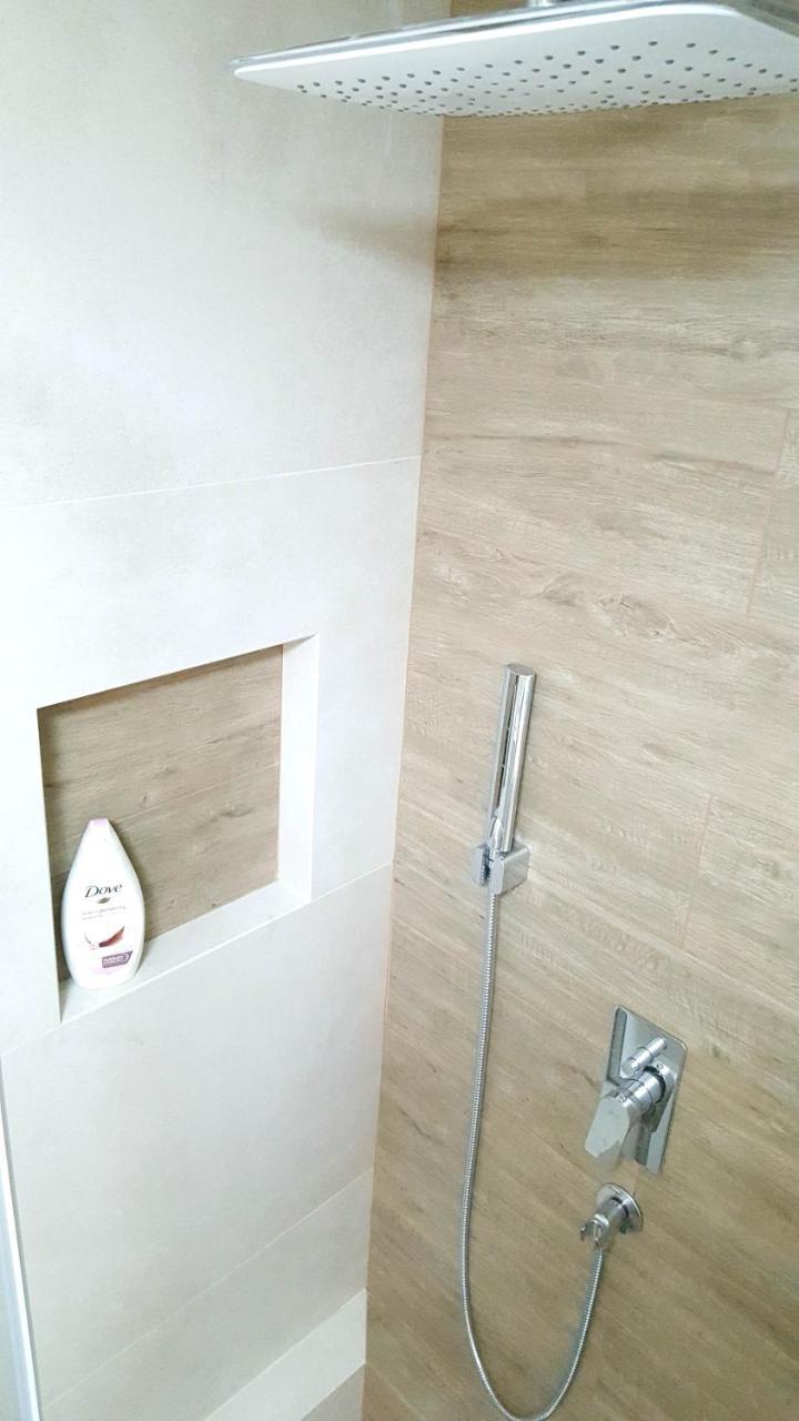 Arena Relax Apartman Belgrado Esterno foto
